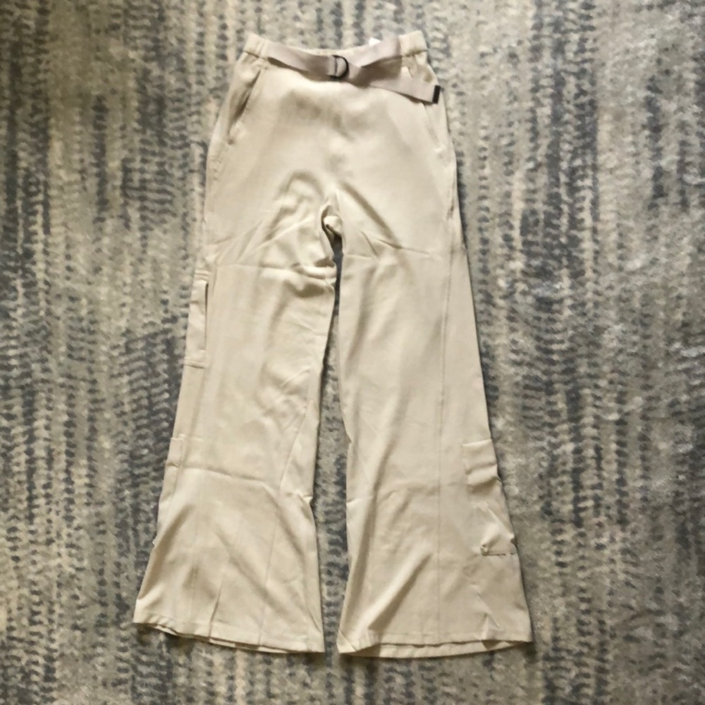 New With Tags Nike City Ready Pants